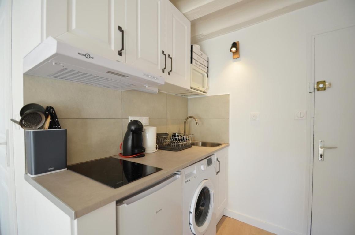 Le Petit France - Hyper Centre De Fontainebleau - Proche Insead Apartment Bagian luar foto